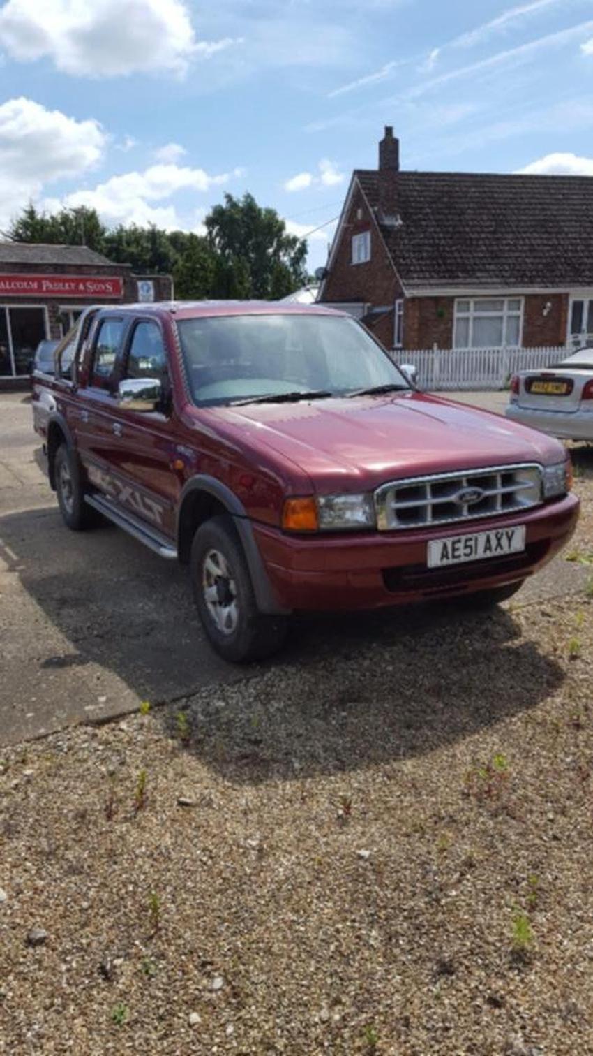 View FORD RANGER XLT 4X4 TD