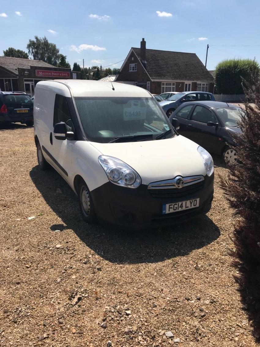 View VAUXHALL COMBO 2000 L1H1 CDTI