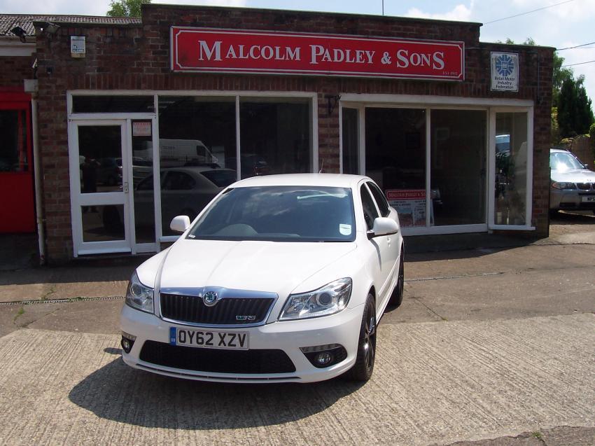 View SKODA OCTAVIA vrs black edition