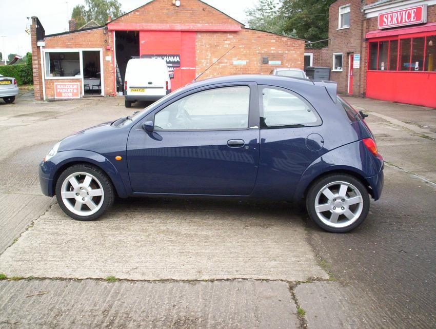 FORD KA