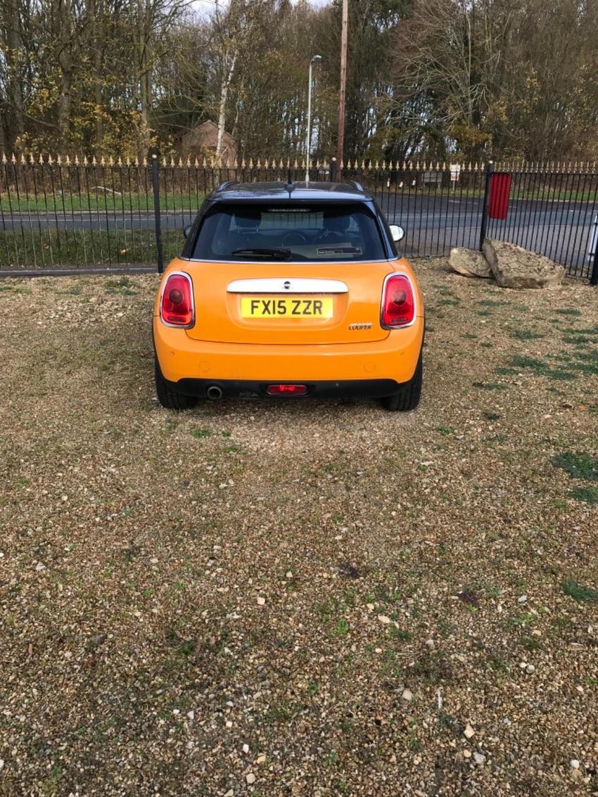 MINI HATCH