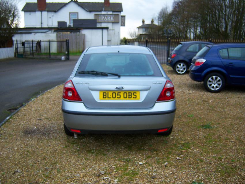 View FORD MONDEO ZETEC 16V NAV