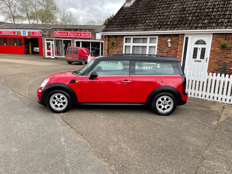 View MINI MINI COOPER CLUBMAN