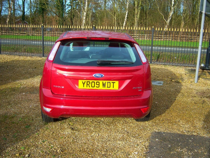 View FORD FOCUS ZETEC